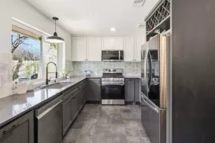 403 Rickey Canyon Ave, DeSoto, TX 75115 - Photo 9