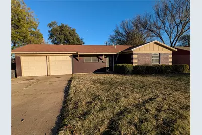 2209 Hooks Lane, Fort Worth, TX 76112 - Photo 1