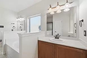 2319 Goshawk St, Grand Prairie, TX 75052 - Photo 21