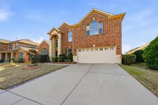 2319 Goshawk St, Grand Prairie, TX 75052 - Photo 3