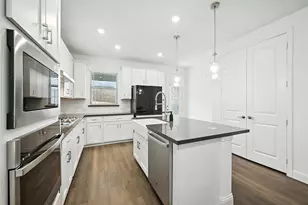 447 Holly Rd, Little Elm, TX 75068 - Photo 13