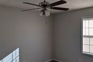 4655 Norris St, Fort Worth, TX 76105 - Photo 9