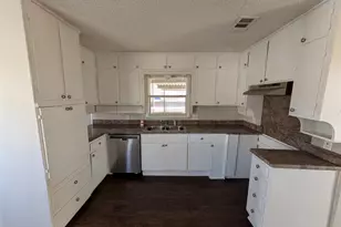 4655 Norris St, Fort Worth, TX 76105 - Photo 5