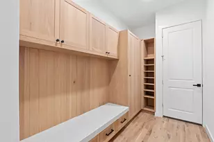 10565 Cromwell Dr, Dallas, TX 75229 - Photo 17