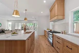 10565 Cromwell Dr, Dallas, TX 75229 - Photo 9