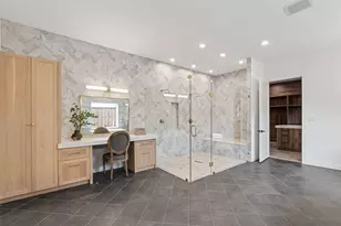 10565 Cromwell Dr, Dallas, TX 75229 - Photo 17