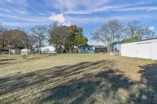 417 Houston St, Cedar Hill, TX 75104 - Photo 31