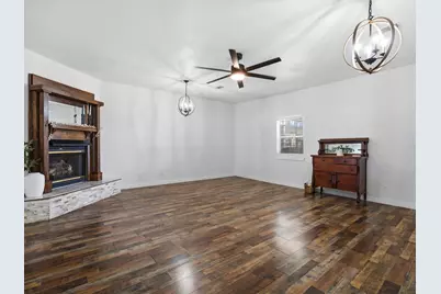 417 Houston Street, Cedar Hill, TX 75104 - Photo 9