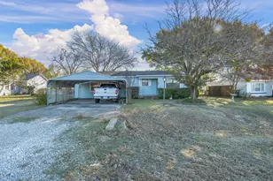 417 Houston St, Cedar Hill, TX 75104 - Photo 5