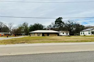 1519 Mockingbird Ln, Sulphur Springs, TX 75482 - Photo 3