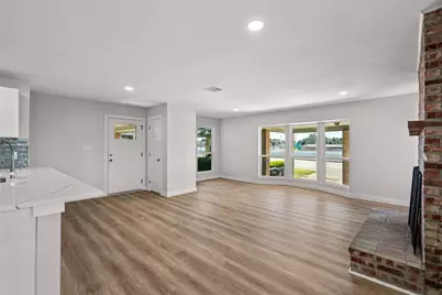 4306 Loop 820, Fort Worth, TX 76109 - Photo 5