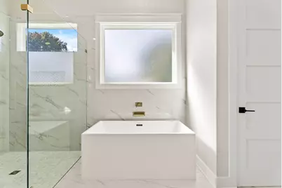 22405 Blue Water, Chandler, TX 75758 - Photo 17