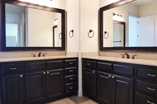 545 Via Amalfi, Irving, TX 75039 - Photo 21