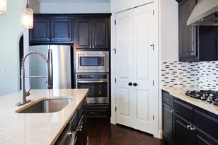 545 Via Amalfi, Irving, TX 75039 - Photo 13