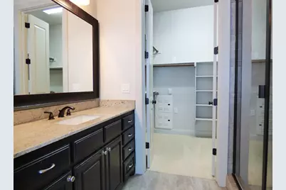 545 Via Amalfi #301, Irving, TX 75039 - Photo 17