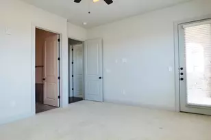 545 Via Amalfi, Irving, TX 75039 - Photo 19