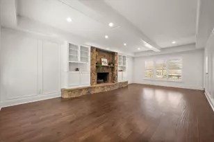 1404 Creekford Dr, Arlington, TX 76012 - Photo 7