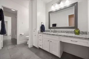 1404 Creekford Dr, Arlington, TX 76012 - Photo 33