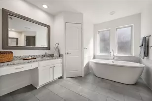 1404 Creekford Dr, Arlington, TX 76012 - Photo 27