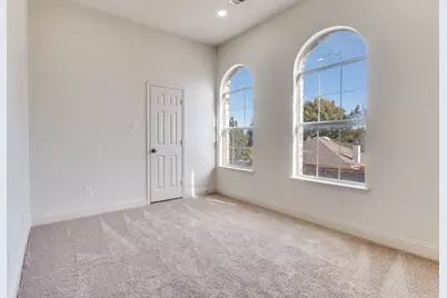 4431 Malvern Hill Road, Grand Prairie, TX 75052 - Photo 13