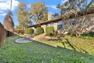 1104 Mayleaf Dr, Irving, TX 75060 - Photo 29