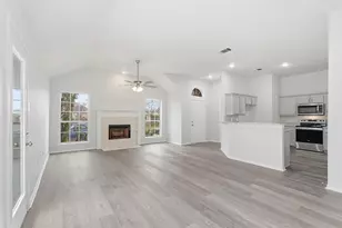 1050 Kim Ln, Mesquite, TX 75149 - Photo 7