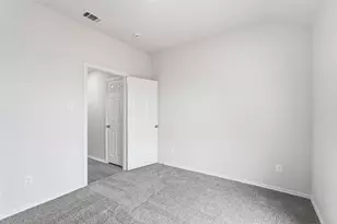 1050 Kim Ln, Mesquite, TX 75149 - Photo 17