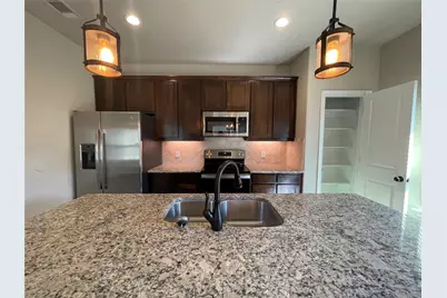 805 Jameson Street, Weatherford, TX 76086 - Photo 3