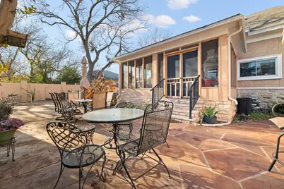 511 W Wilson Street, Cleburne, TX 76033 - Photo 29