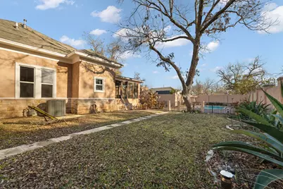 511 W Wilson Street, Cleburne, TX 76033 - Photo 35