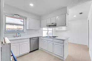 1129 Briar Oaks Dr, Irving, TX 75060 - Photo 15