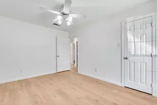 1129 Briar Oaks Dr, Irving, TX 75060 - Photo 21