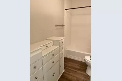 2538 Wayside Avenue, Fort Worth, TX 76110 - Photo 13