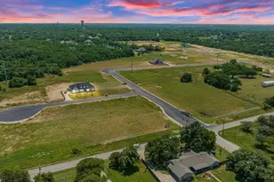 3500 Grizzly Run Dr, Burleson, TX 76028 - Photo 5