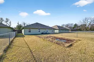 1021 Rice St, Denison, TX 75020 - Photo 21
