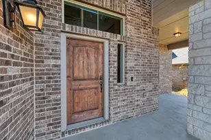 704 SALISBURY Dr, Waco, TX 76712 - Photo 3