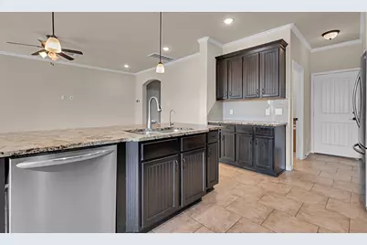 704 Salisbury Drive, Waco, TX 76712 - Photo 11