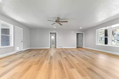 5703 Flamingo Court, Rowlett, TX 75089 - Photo 3