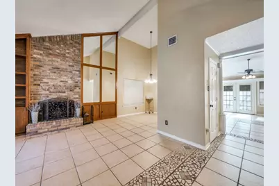 2104 Cold Springs Drive, Arlington, TX 76017 - Photo 3