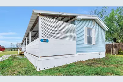 600 McDuff Avenue, Grandview, TX 76050 - Photo 5