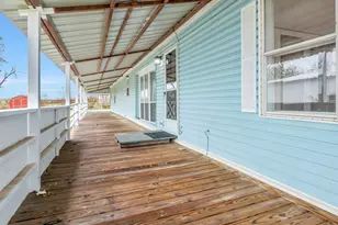 600 McDuff Ave, Grandview, TX 76050 - Photo 35