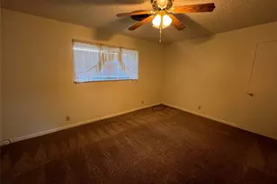 2209 N Woods St, Sherman, TX 75092 - Photo 5