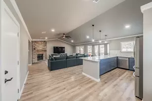 505 Rosemary Ln, Euless, TX 76039 - Photo 11