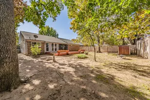 505 Rosemary Ln, Euless, TX 76039 - Photo 37