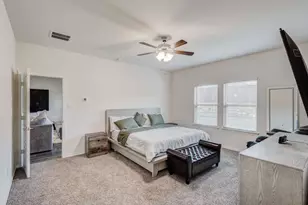 10305 Plumlee Ln, Aubrey, TX 76227 - Photo 23