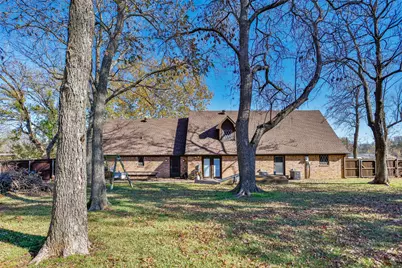 300 Thompson Street, Pottsboro, TX 75076 - Photo 33