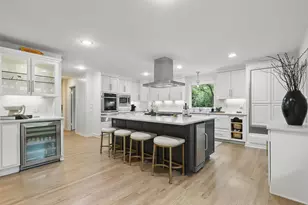 208 Rockwood Park Dr, Fort Worth, TX 76107 - Photo 7