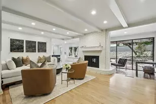 208 Rockwood Park Dr, Fort Worth, TX 76107 - Photo 27