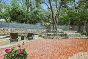 208 Rockwood Park Dr, Fort Worth, TX 76107 - Photo 5
