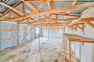 304 Hcr 1433, Covington, TX 76636 - Photo 33